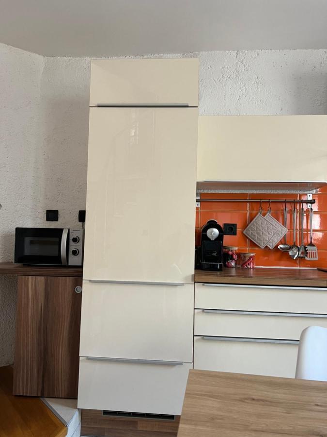 Guesthouse 45 Dutovlje Экстерьер фото