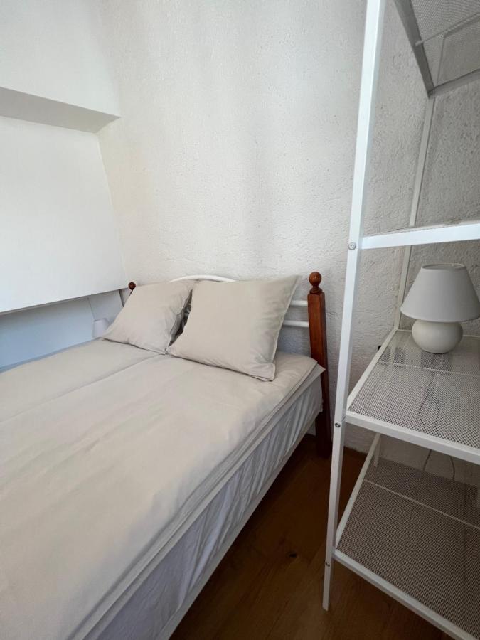 Guesthouse 45 Dutovlje Экстерьер фото